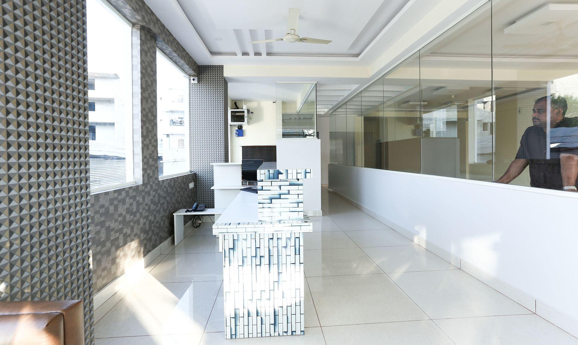 Fabhotel Rotano Suites - Yelahanka Bangalore Extérieur photo