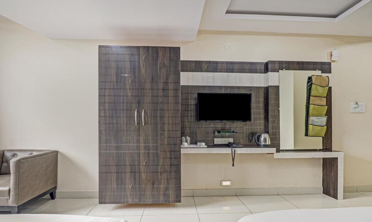 Fabhotel Rotano Suites - Yelahanka Bangalore Extérieur photo