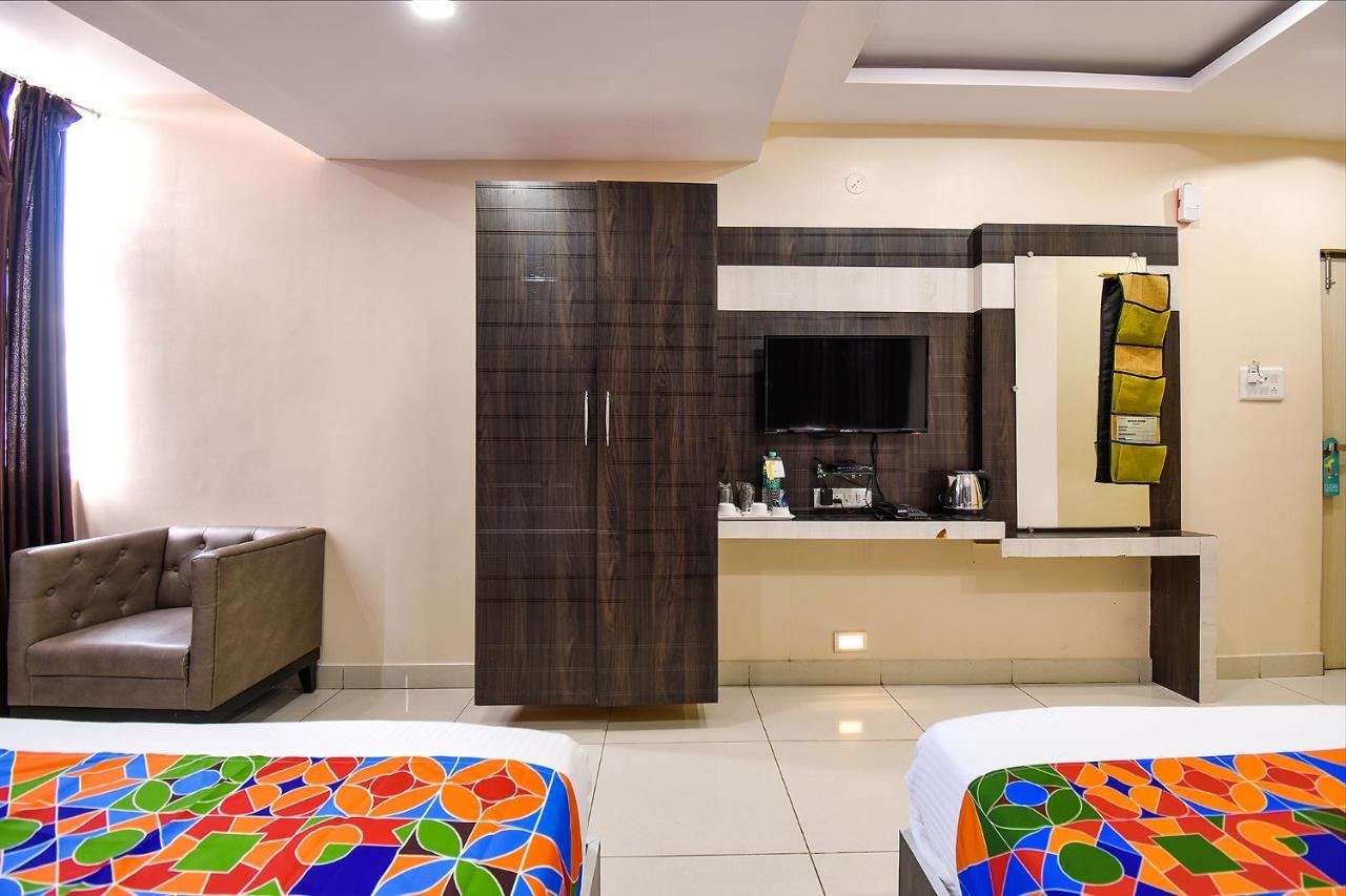 Fabhotel Rotano Suites - Yelahanka Bangalore Extérieur photo