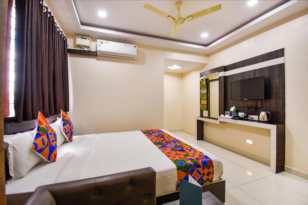 Fabhotel Rotano Suites - Yelahanka Bangalore Extérieur photo