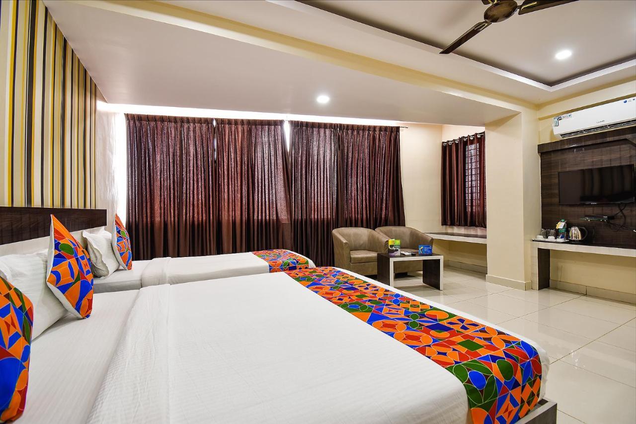 Fabhotel Rotano Suites - Yelahanka Bangalore Extérieur photo